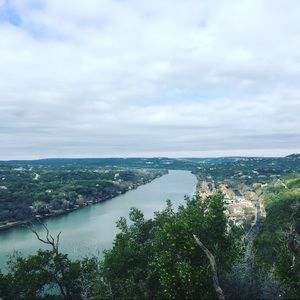 Meet your Posher, Suzanne